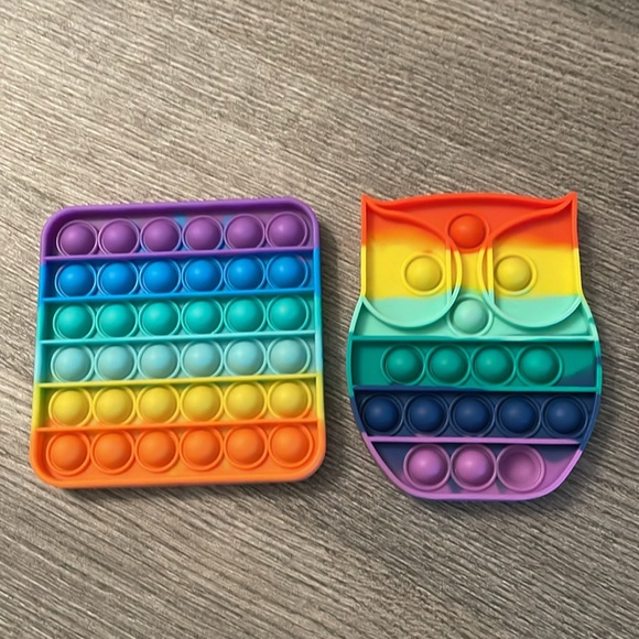 Bundle of pop-it’s - Picture 4 of 9